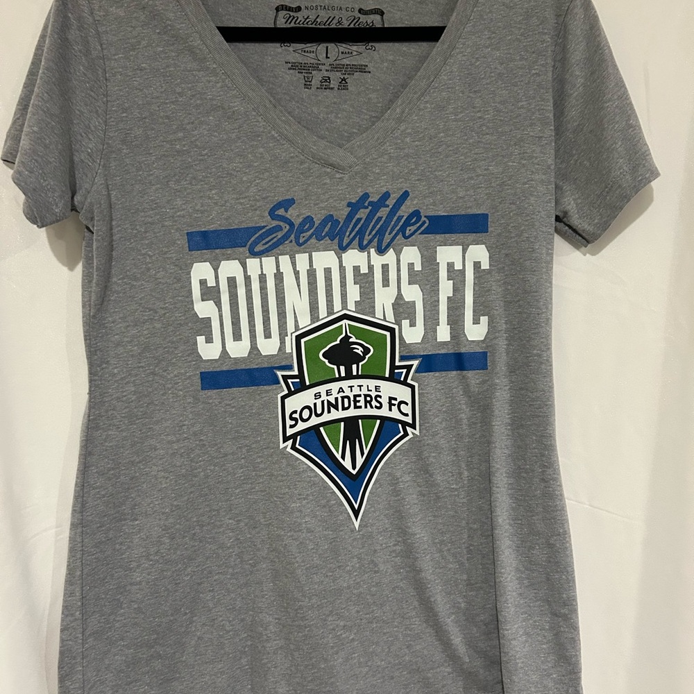 Seattle Sounders Gray Graphic Tee